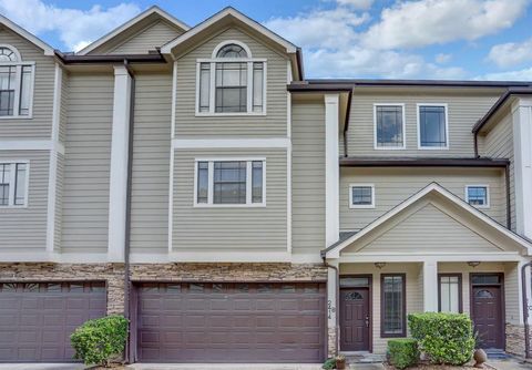 Photo of 2414 Calumet Street #B, Houston, TX 77004 (MLS # 48091804) Photo of 2414 Calumet Street #B, Houston, TX 77004 (MLS # 48091804)