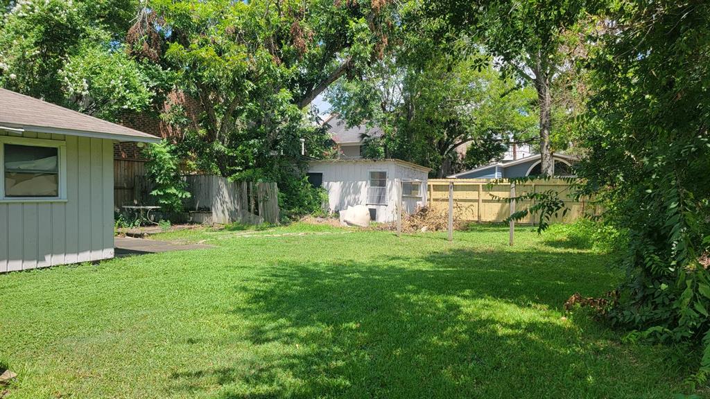 4516 Birch Street, Bellaire, Texas image 2