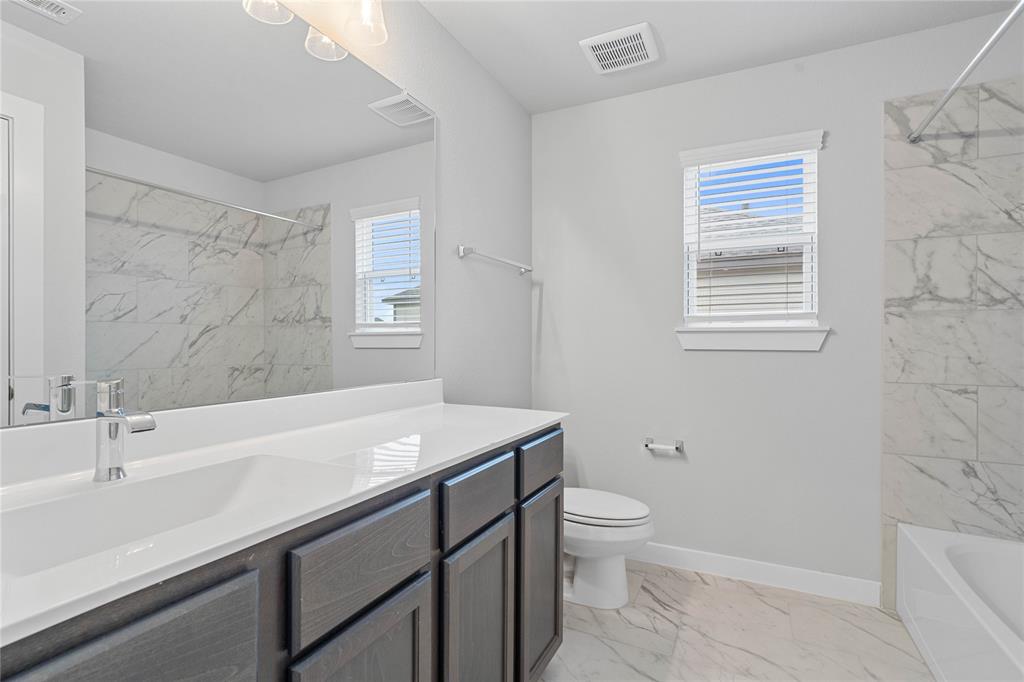 461 Piney Rocks Lane, Waller, Texas image 18