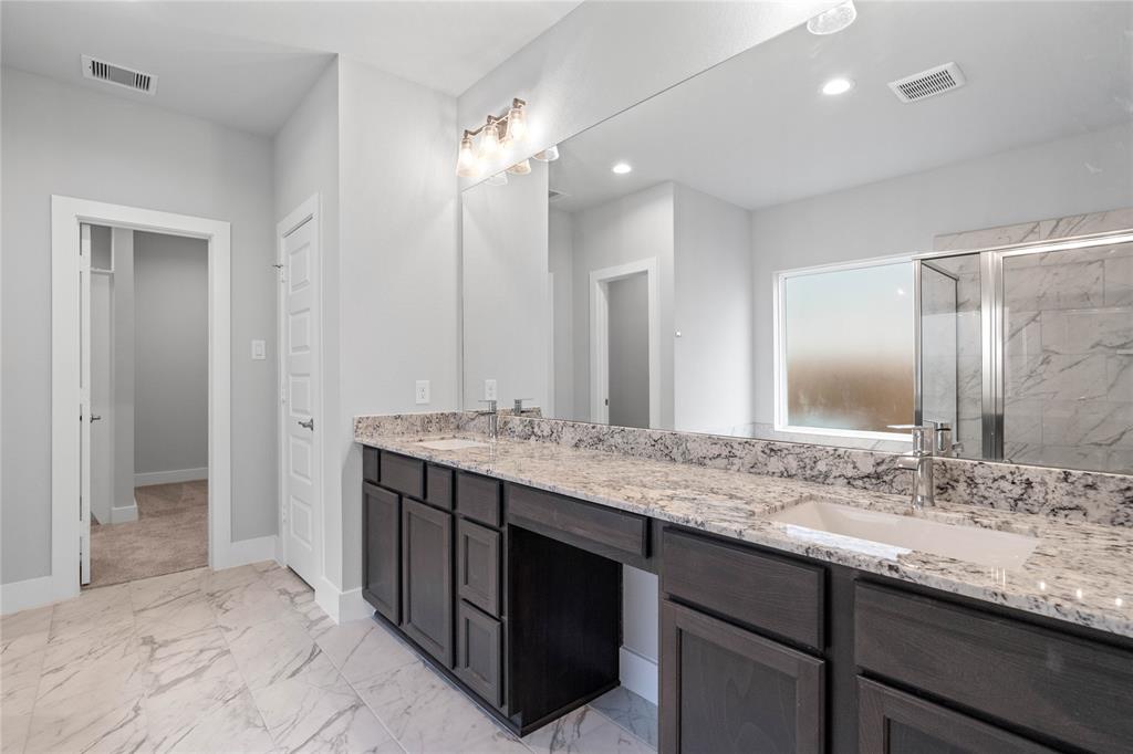 461 Piney Rocks Lane, Waller, Texas image 11