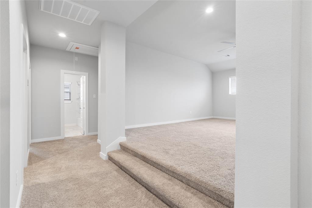461 Piney Rocks Lane, Waller, Texas image 14
