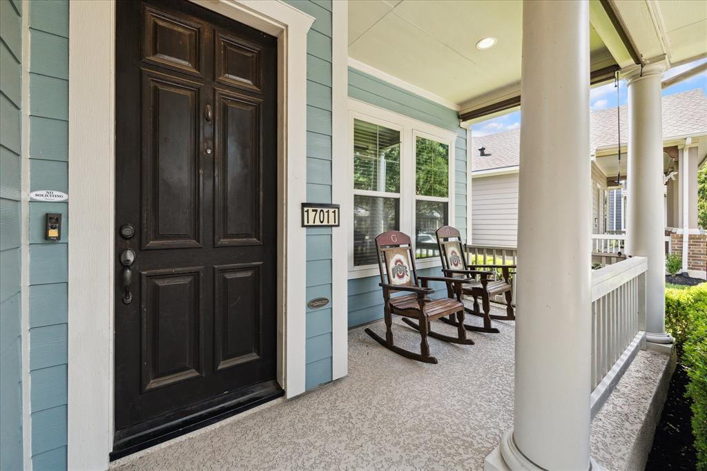 17011 Seminole Ridge Drive