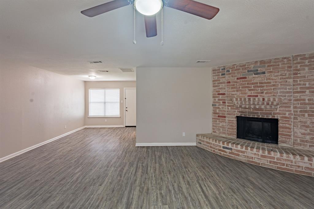19811 Woodhall Court, Humble, Texas image 4