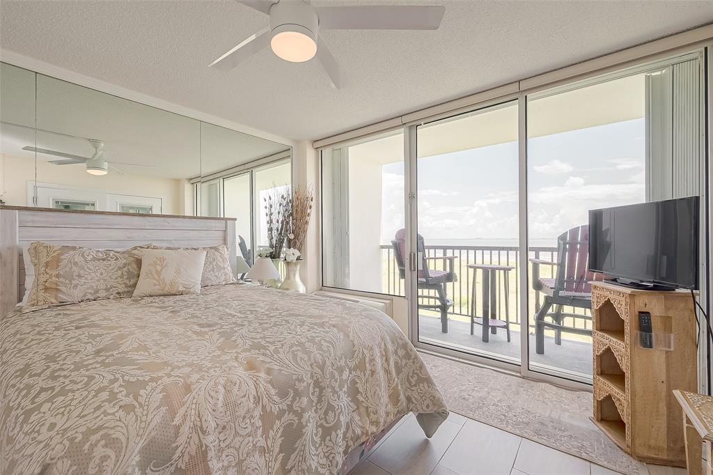 415 E Beach Drive #409, Galveston, Texas image 20