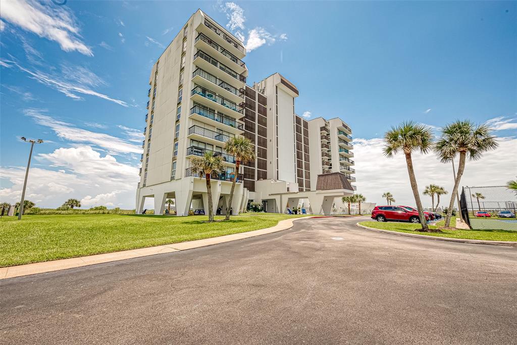 415 E Beach Drive #409, Galveston, Texas image 3