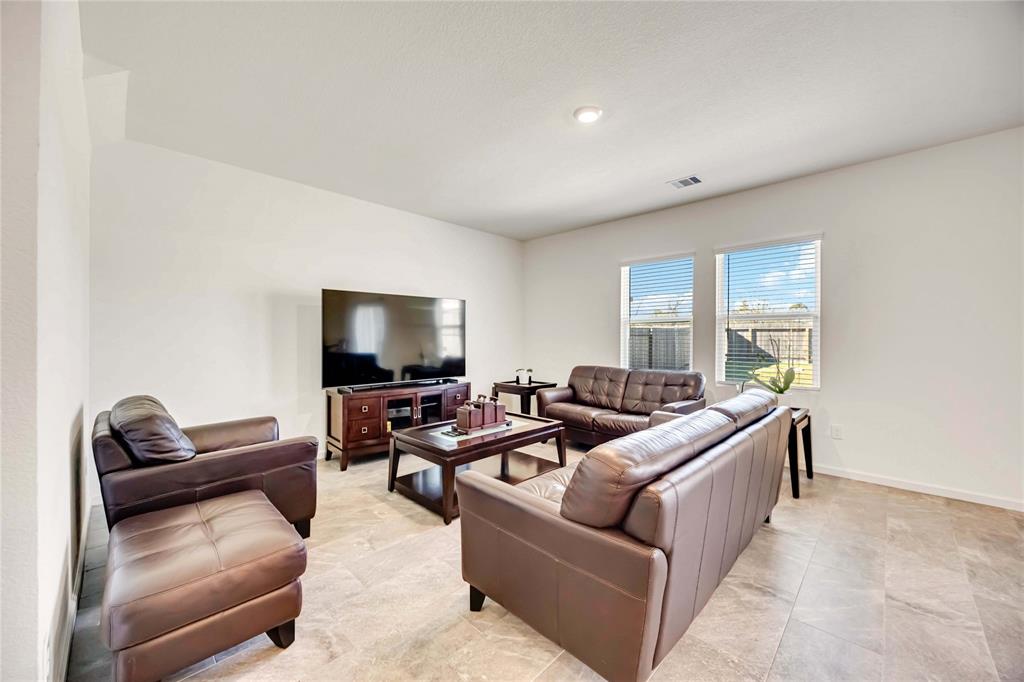 7119 Evitale Way, Houston, Texas image 5