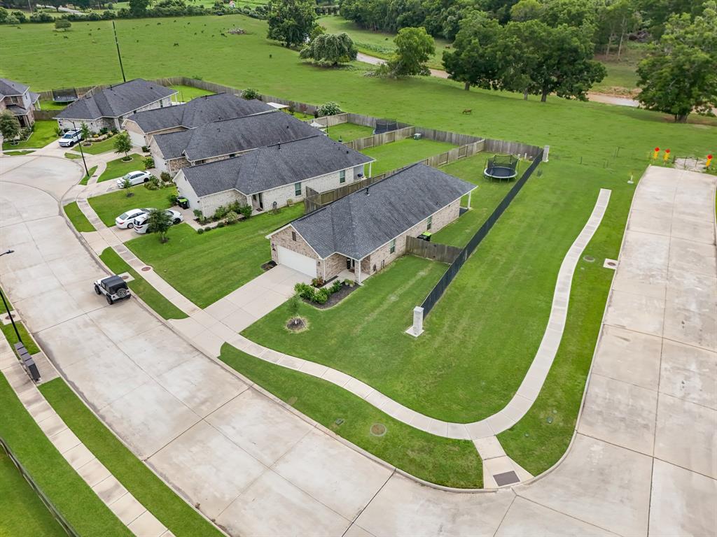 31819 Wellington Pass