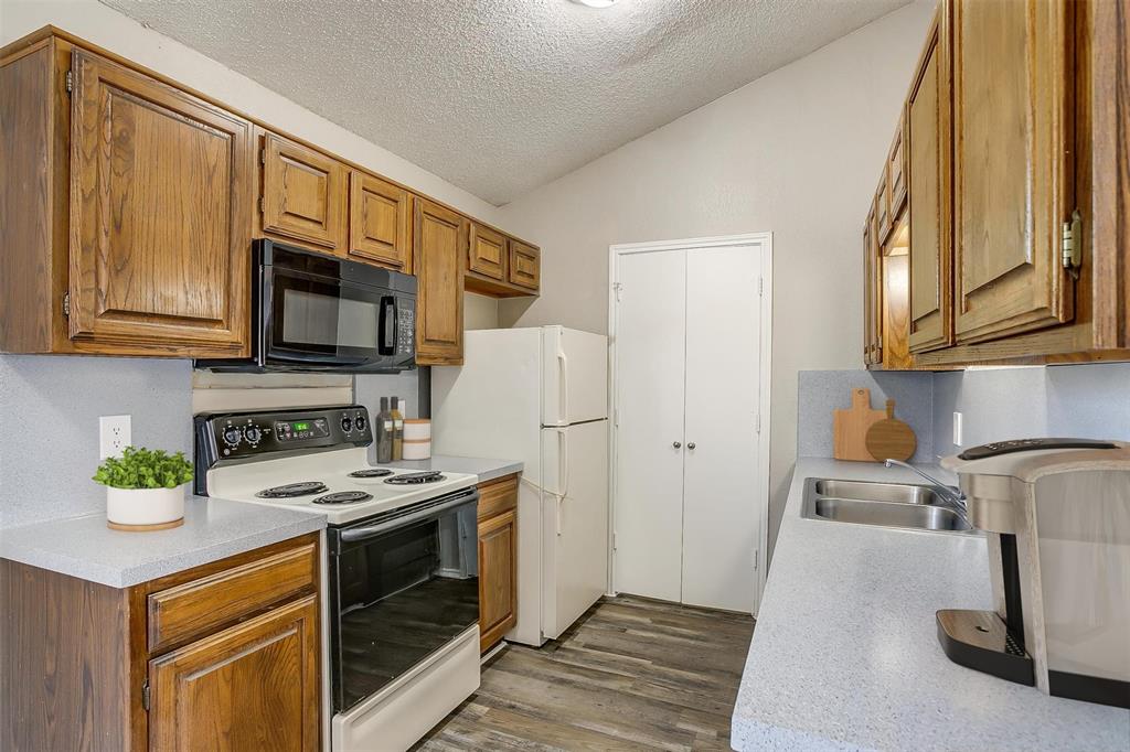 1000 River Bend Drive A1-0295