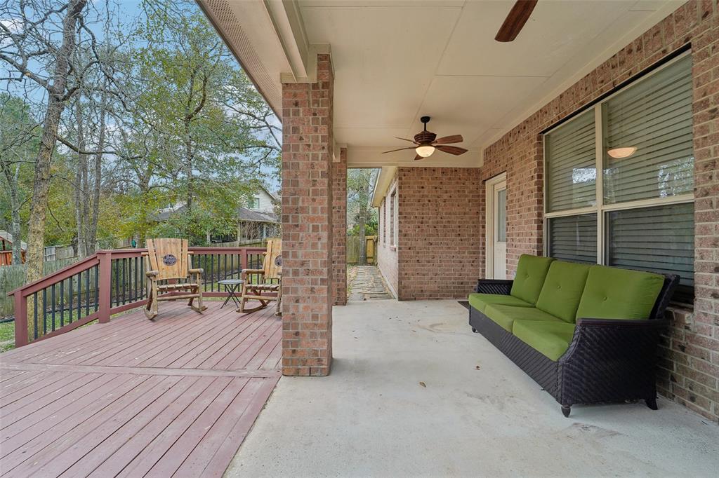 1916 Honey Laurel Drive, Conroe, Texas image 30