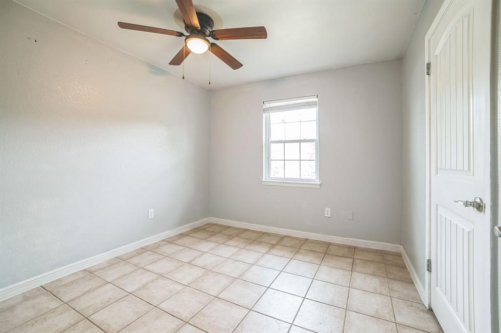 801 E Johnson Street, Burnet, Texas image 22