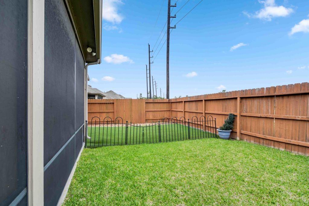 15335 Oakheath Colony Lane, Houston, Texas image 32
