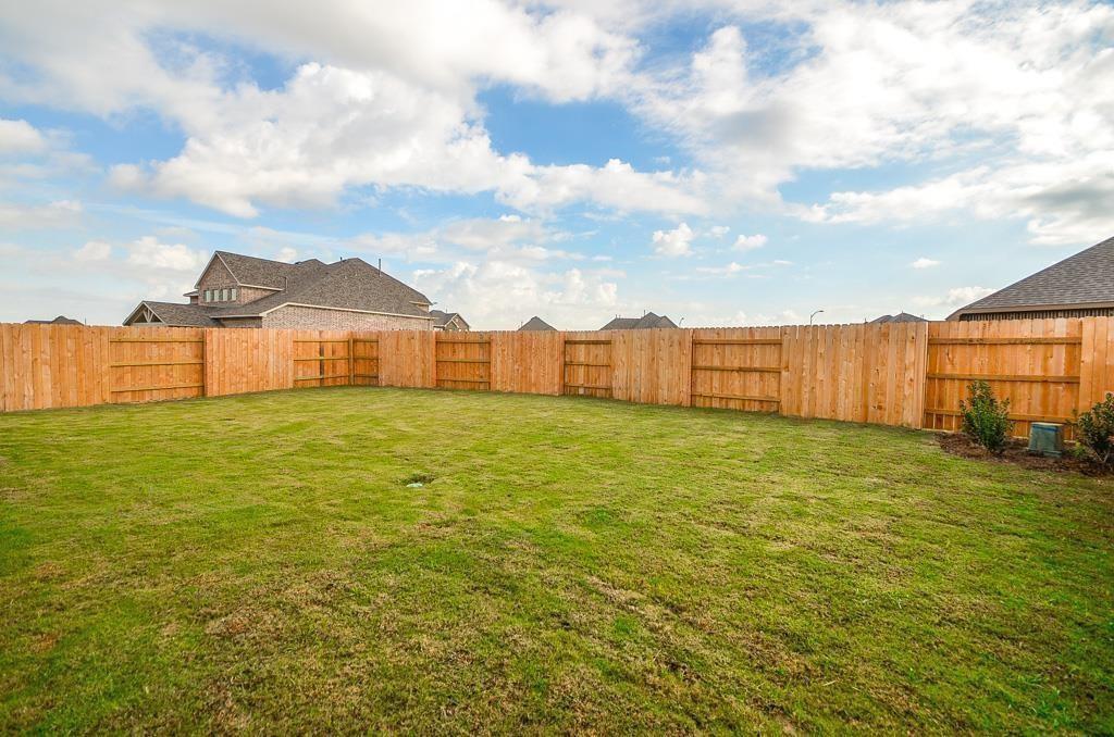 6802 Monarch Falls Lane, Katy, Texas image 26