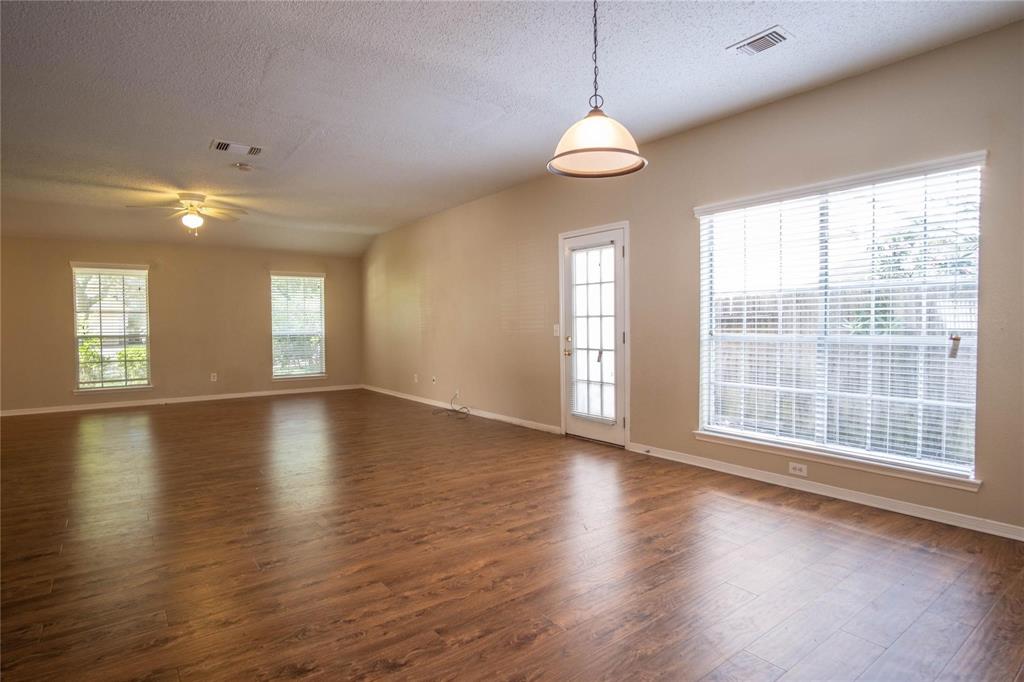 3207 Rimrock Drive, Missouri City, Texas image 2