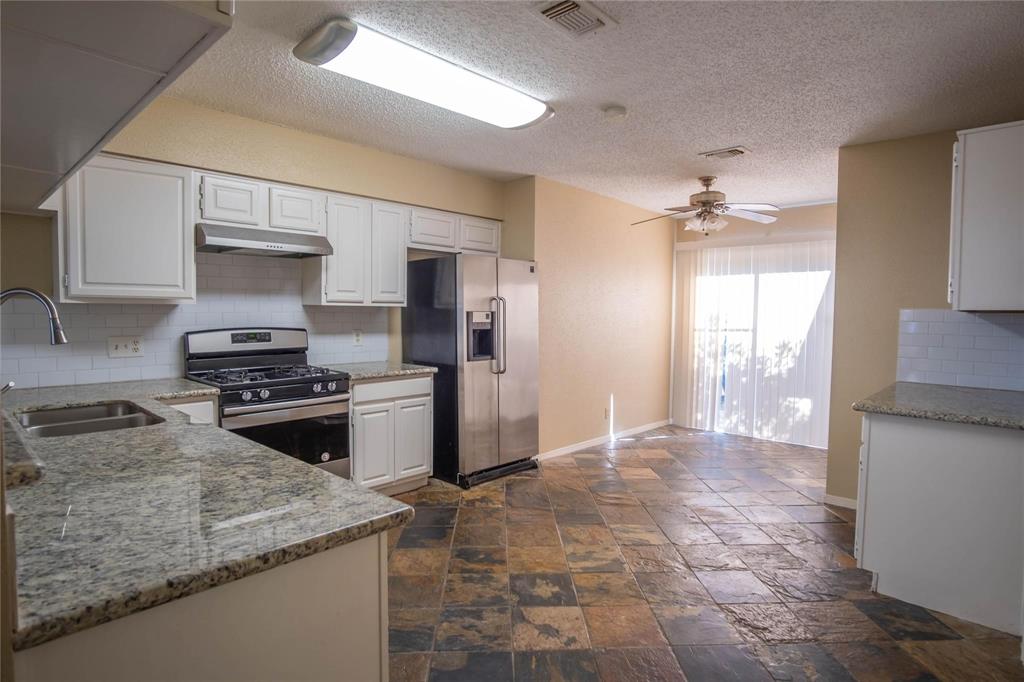 3207 Rimrock Drive, Missouri City, Texas image 4