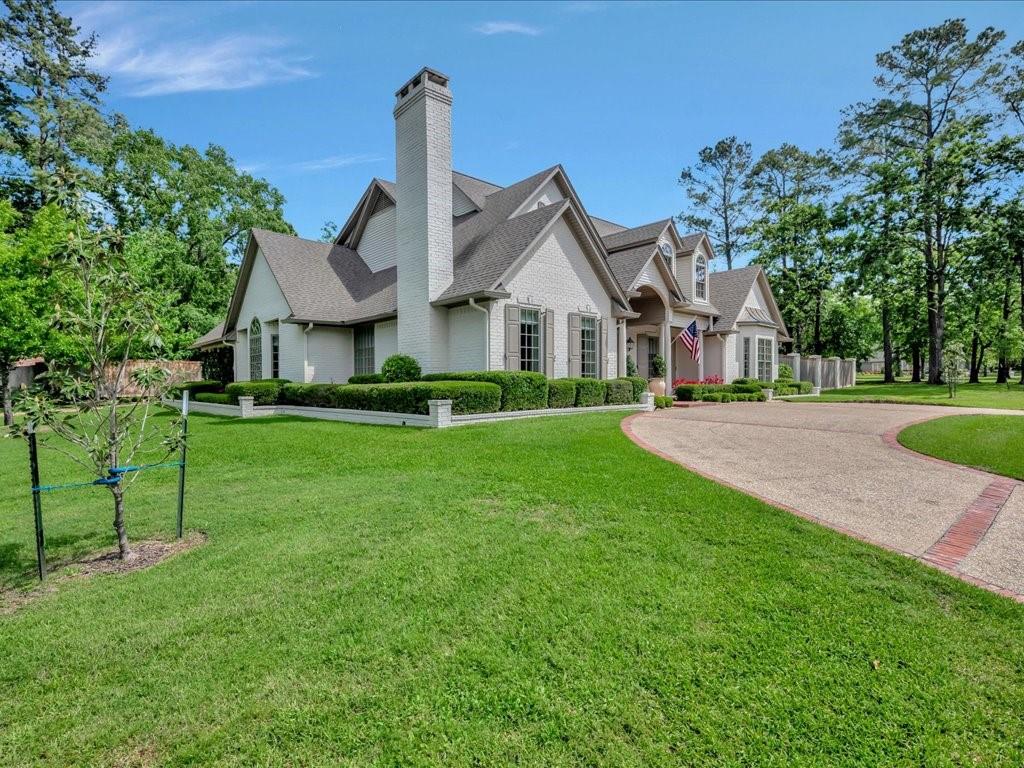 201 Deerfield Drive, Lufkin, Texas image 3
