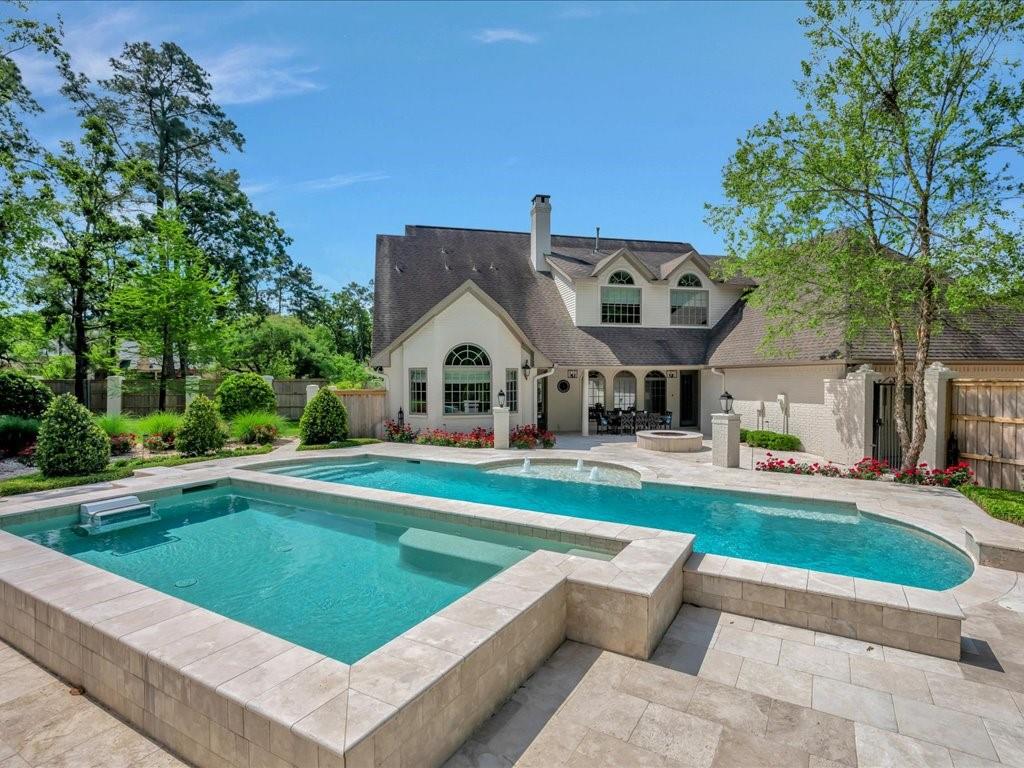 201 Deerfield Drive, Lufkin, Texas image 2