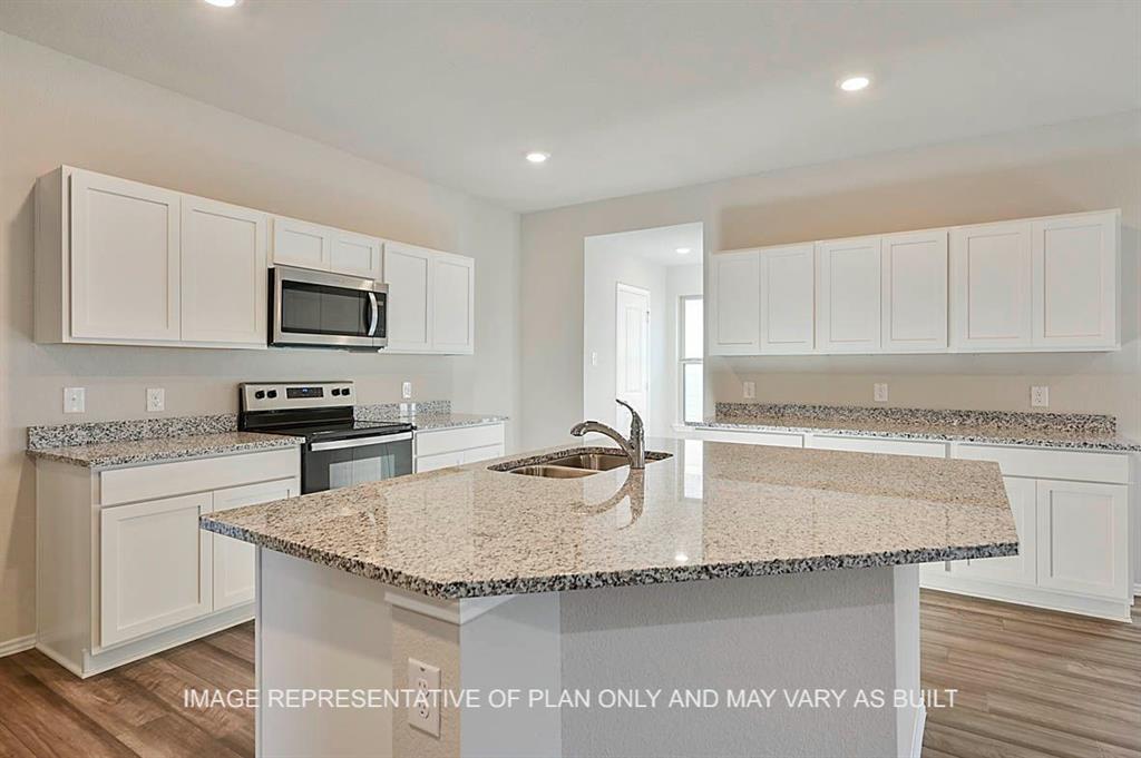 205 Rockbridge Drive, Huntsville, Texas image 1