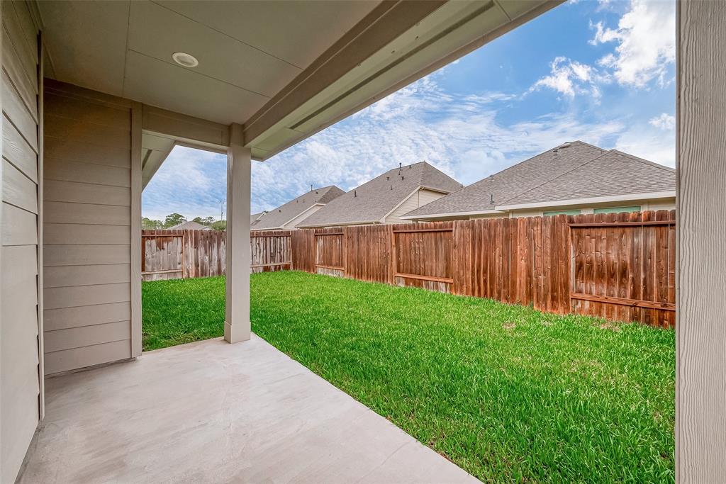 6326 Lemon Balm Lane, Crosby, Texas image 38