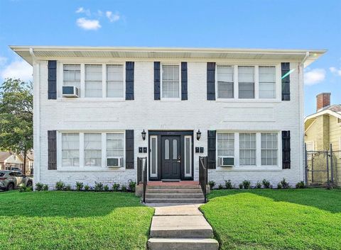 Photo of 3901 Dallas Street #B, Houston, TX 77023 (MLS # 68181531)