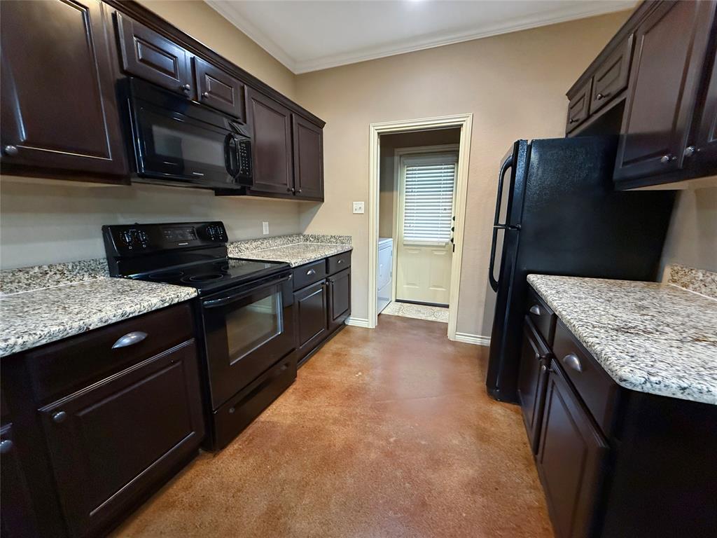3209 Cullen Trail, College Station, Texas image 8