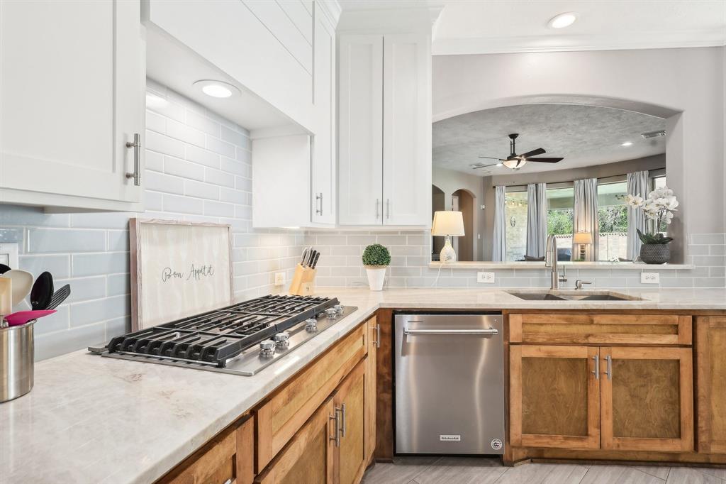14323 Kingston Falls Lane, Humble, Texas image 20