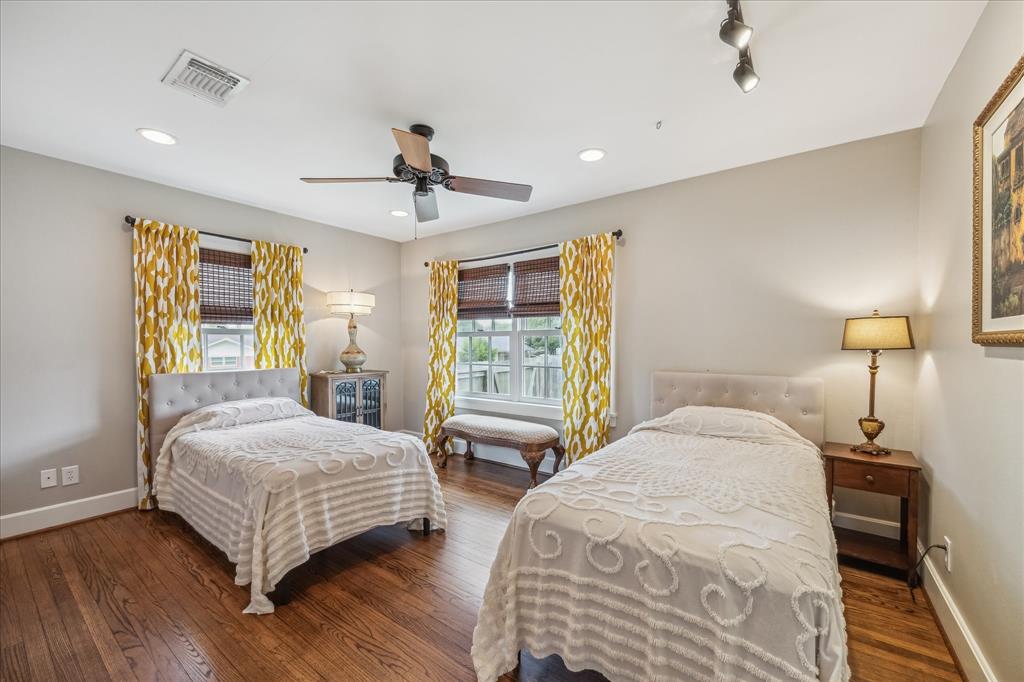 701 Peachtree Drive, Brenham, Texas image 22