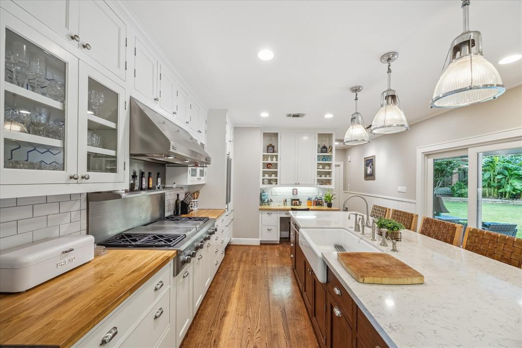 701 Peachtree Drive, Brenham, Texas image 11