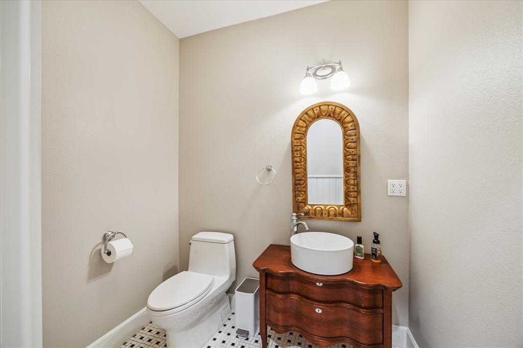 701 Peachtree Drive, Brenham, Texas image 15