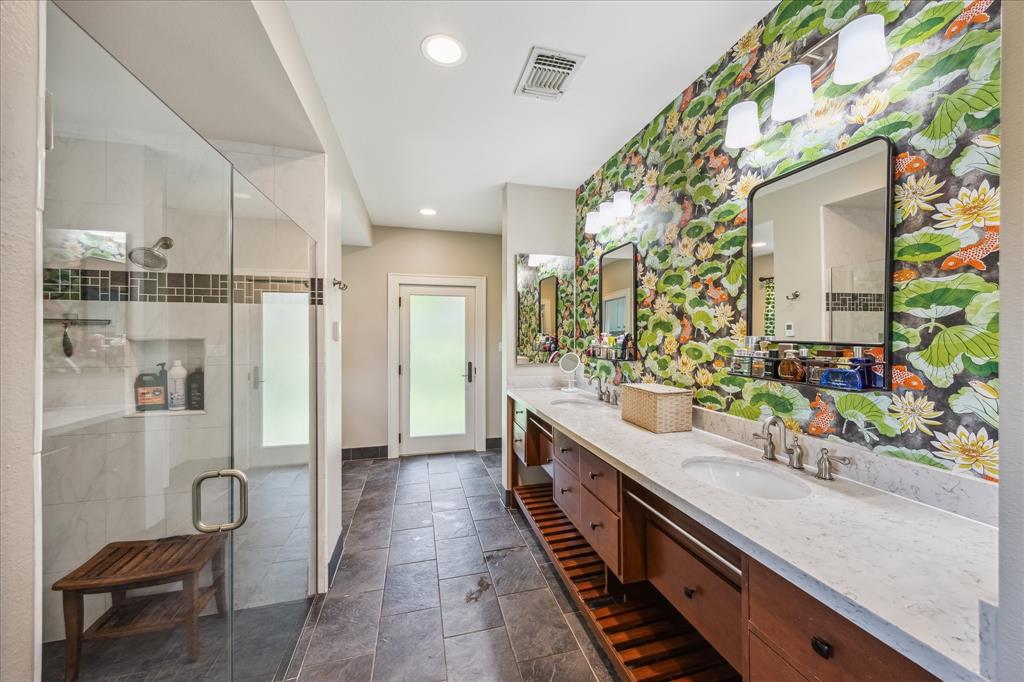 701 Peachtree Drive, Brenham, Texas image 17