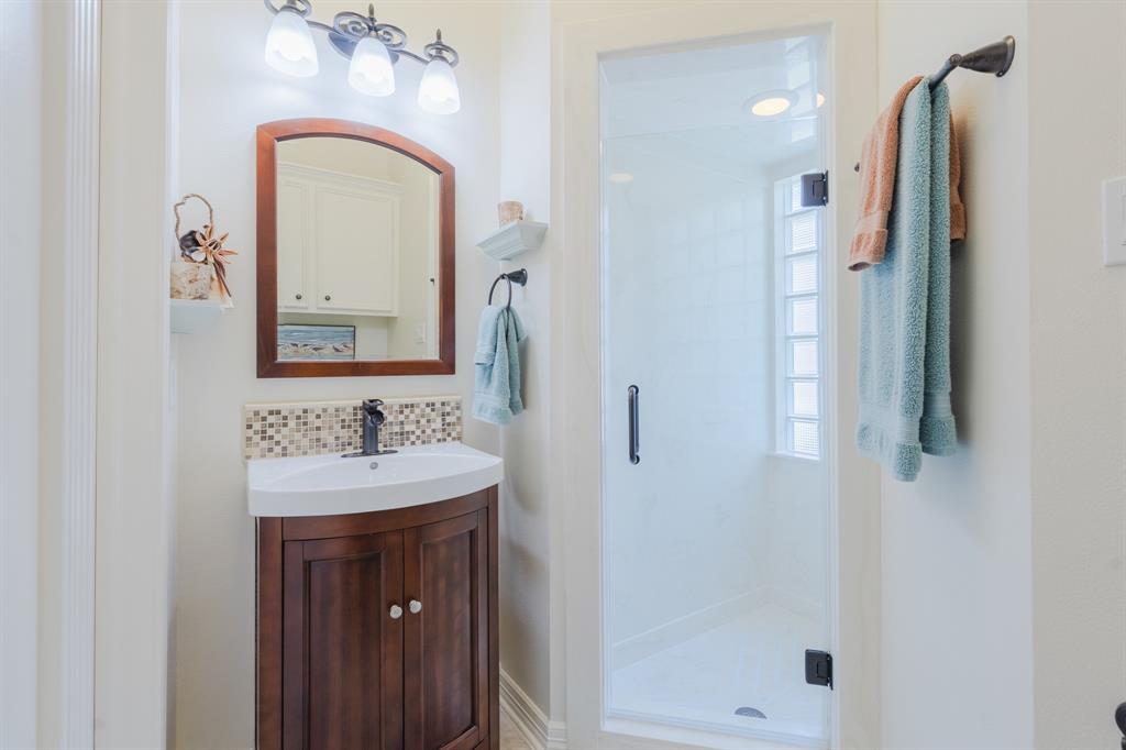 34 S Taylor Point Drive, The Woodlands, Texas image 16