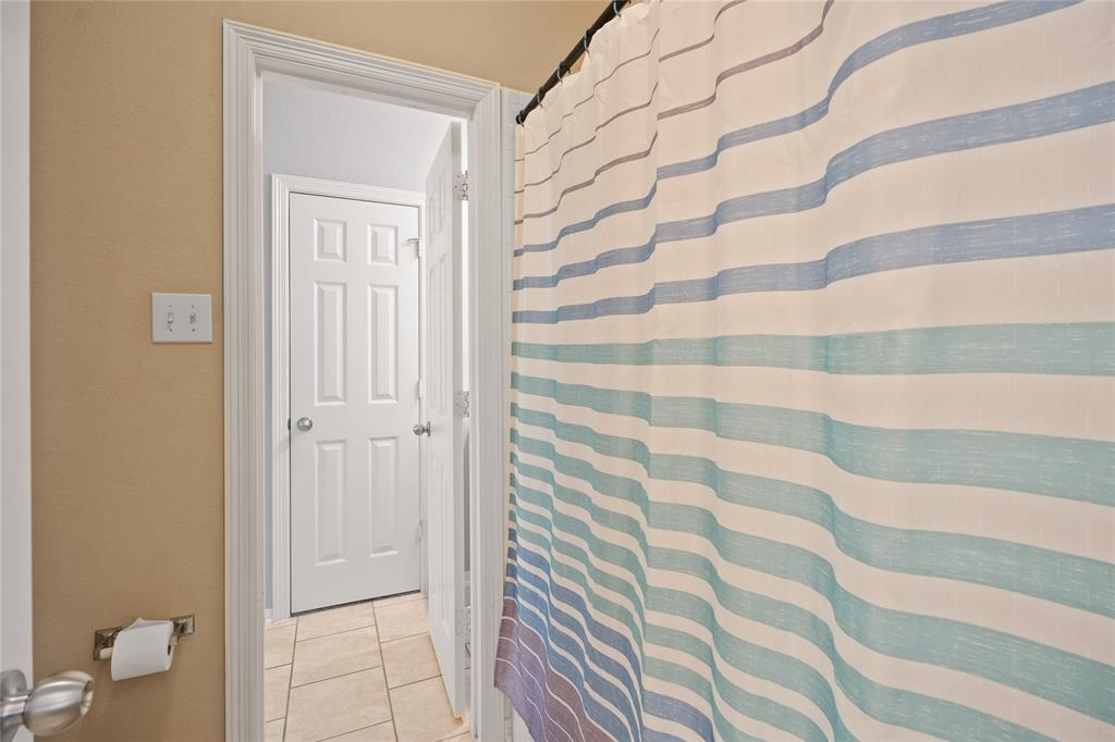 418 Bonnie Bay Court, League City, Texas image 27