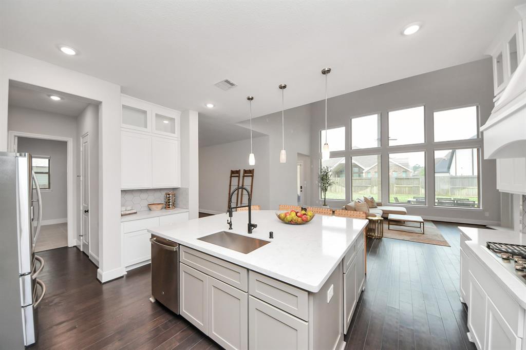 12813 N Palomino Lake Circle, Cypress, Texas image 18