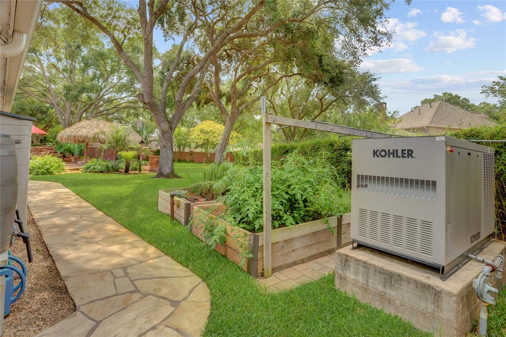 3910 Woodglen Court, Houston, Texas image 35