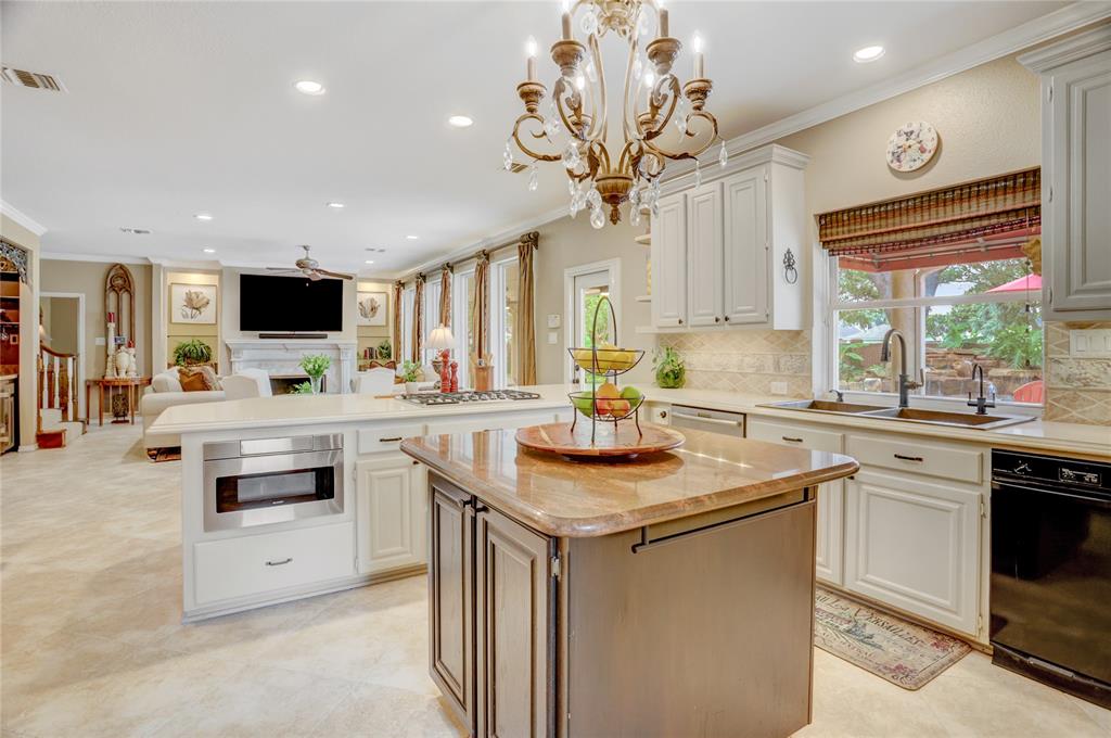 3910 Woodglen Court, Houston, Texas image 17