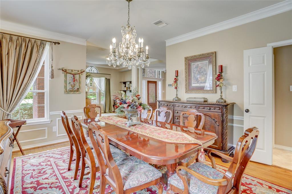 3910 Woodglen Court, Houston, Texas image 8