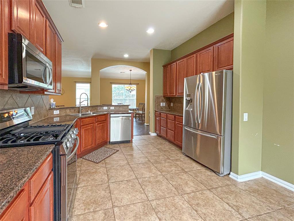1314 Varese Drive, Pearland, Texas image 6