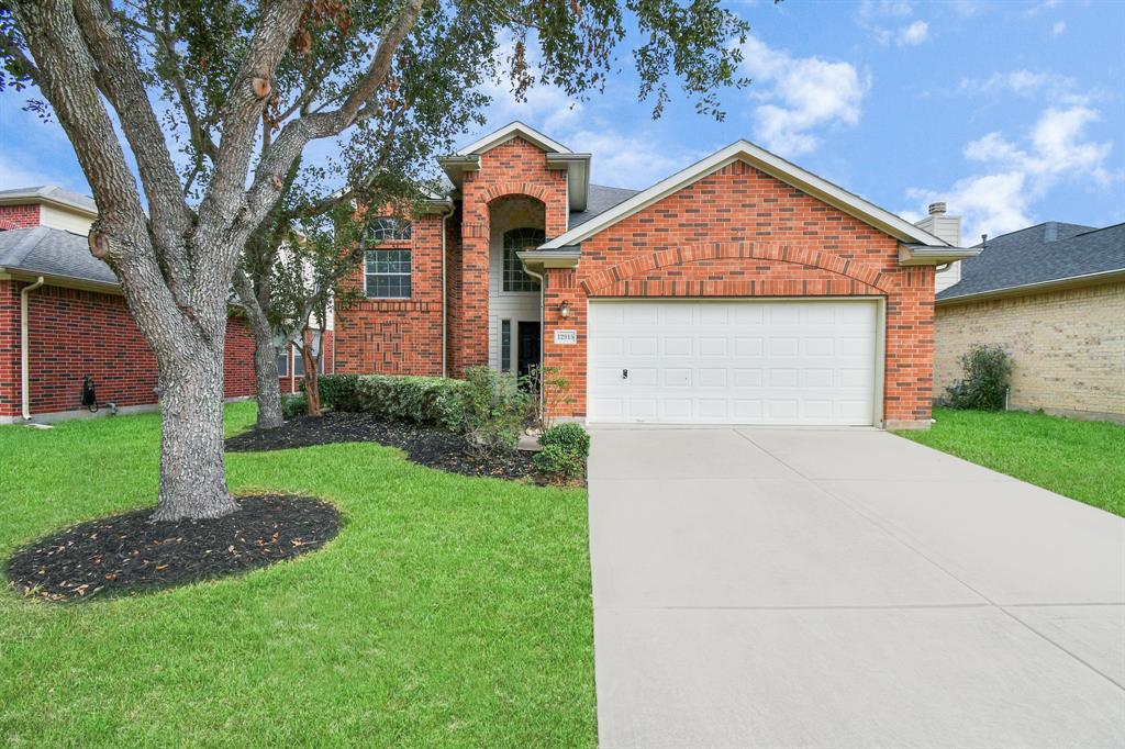 12915 Meadow Springs Drive, Pearland, Texas image 6