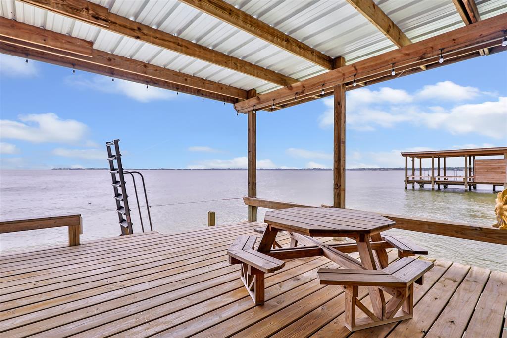 267 Sunset Shadows Boulevard, Livingston, Texas image 6
