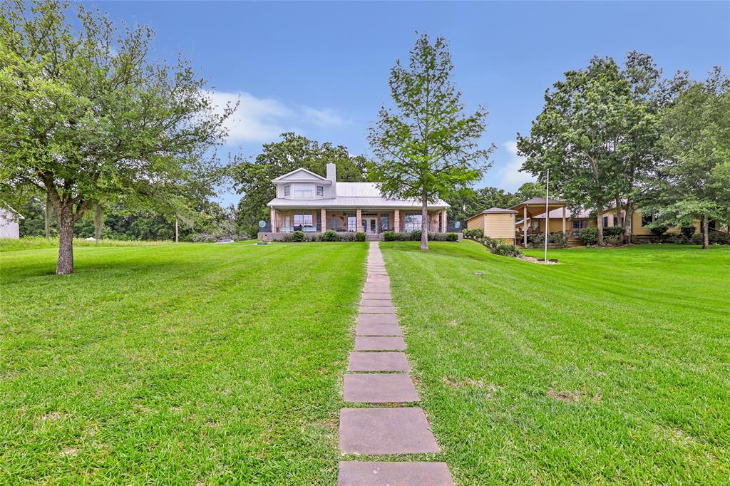 267 Sunset Shadows Boulevard, Livingston, Texas image 3