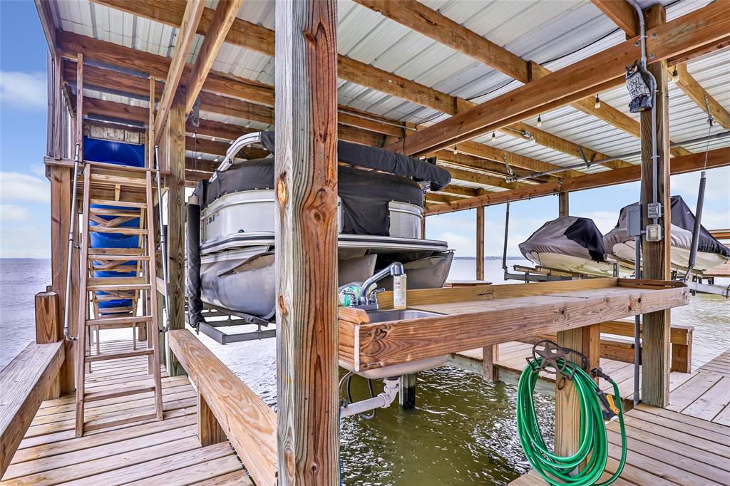 267 Sunset Shadows Boulevard, Livingston, Texas image 5