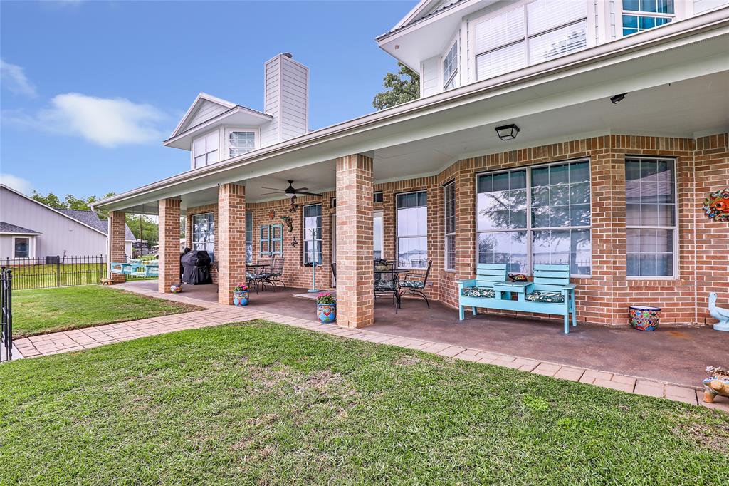 267 Sunset Shadows Boulevard, Livingston, Texas image 9