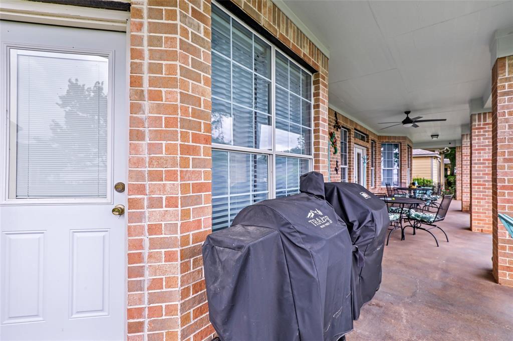 267 Sunset Shadows Boulevard, Livingston, Texas image 12