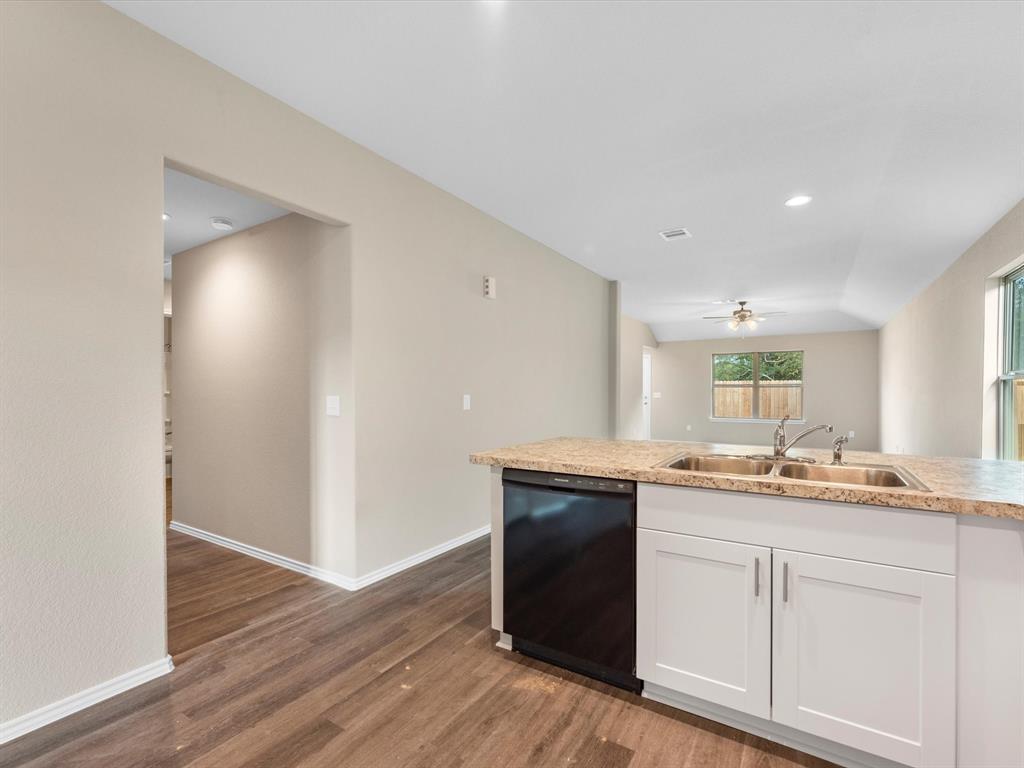 10707 Red Orchid Dr, Houston, Texas image 3