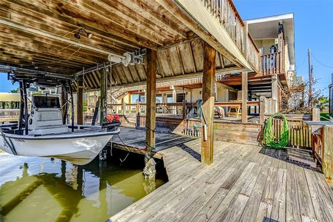 A home in Crystal Beach