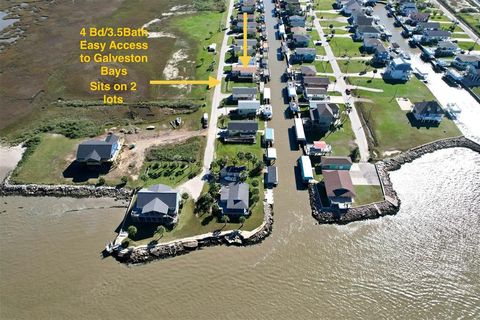 A home in Crystal Beach