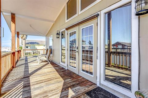 A home in Crystal Beach