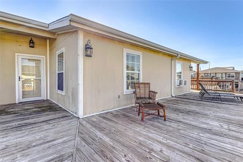 A home in Crystal Beach