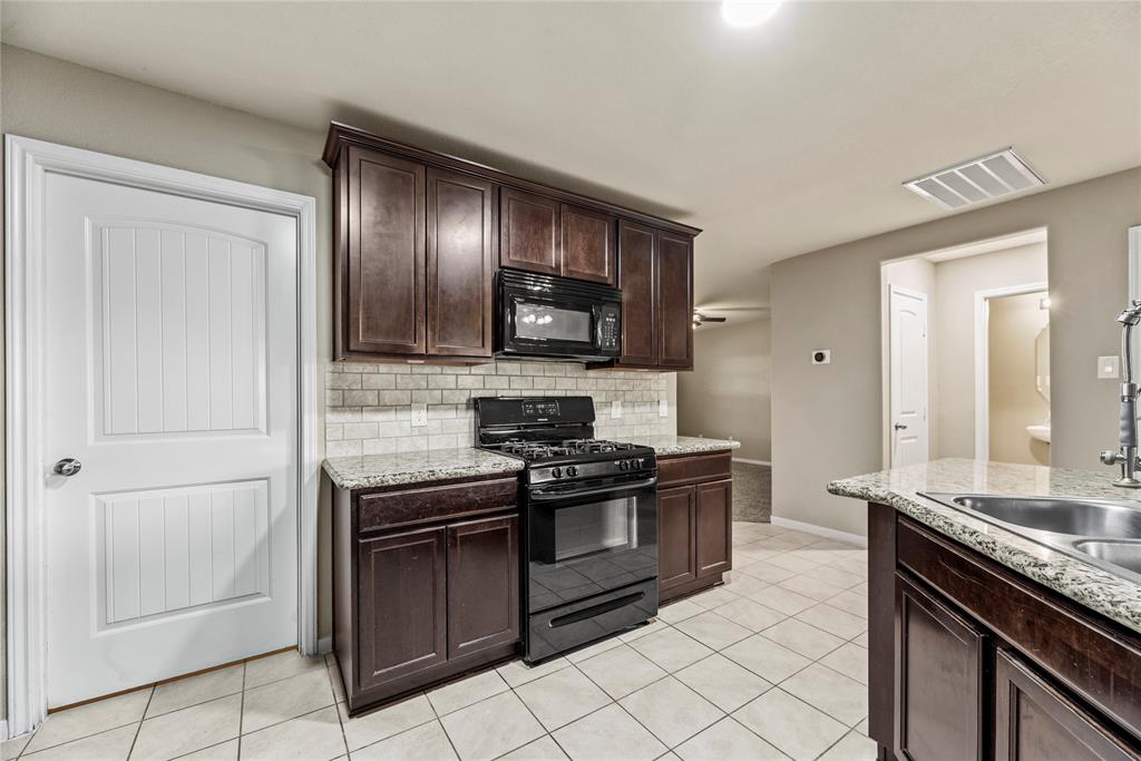 2926 Indwarra Court, Katy, Texas image 7
