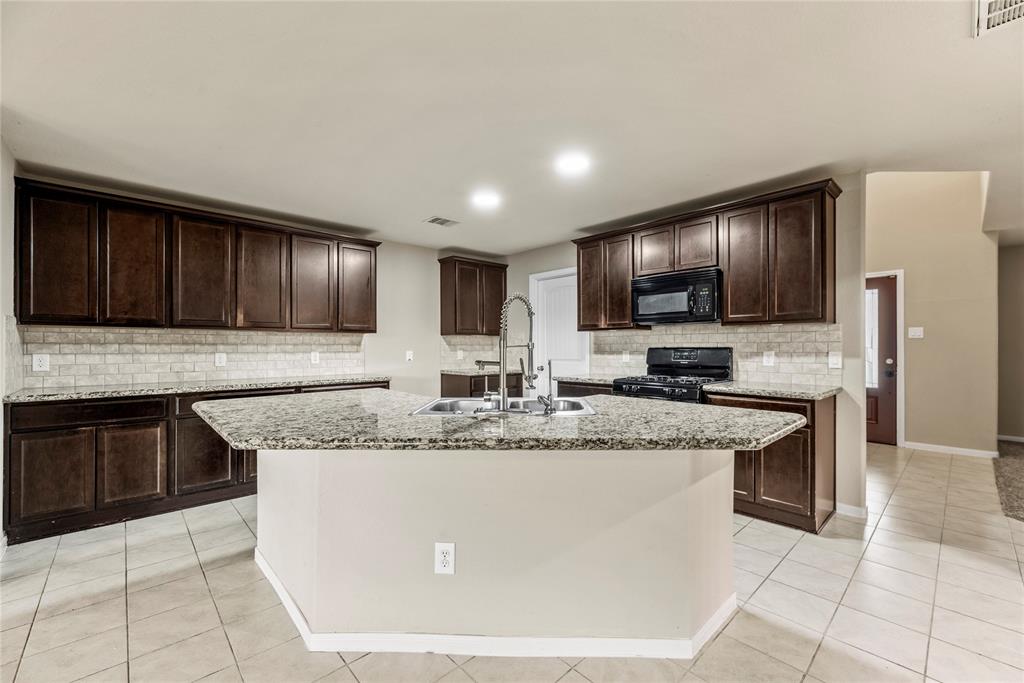 2926 Indwarra Court, Katy, Texas image 5