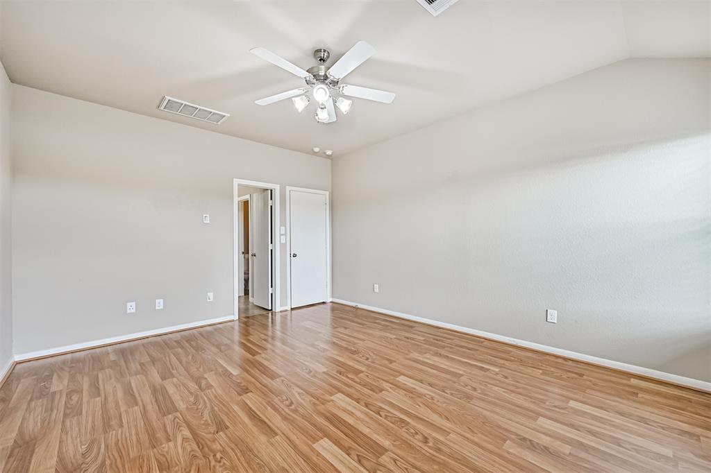 5212 Mcgrath Drive, Alvin, Texas image 19